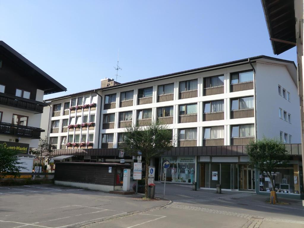 Allgaeuhaus Оберстдорф Номер фото